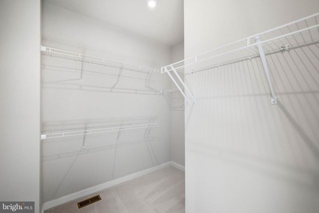 1017 VENIFENA TER SE, Leesburg, VA 20175