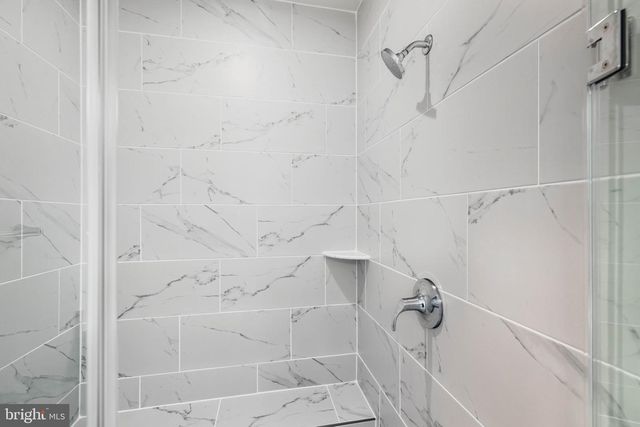 1017 VENIFENA TER SE, Leesburg, VA 20175