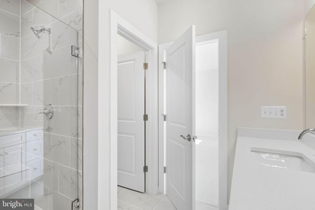 1017 VENIFENA TER SE, Leesburg, VA 20175