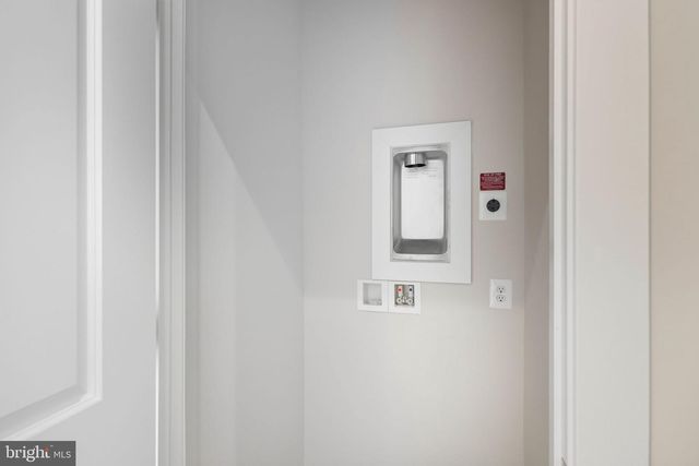 1017 VENIFENA TER SE, Leesburg, VA 20175