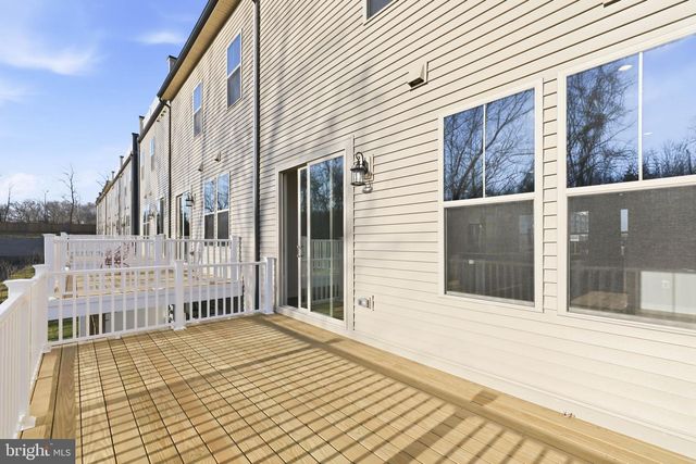 1017 VENIFENA TER SE, Leesburg, VA 20175