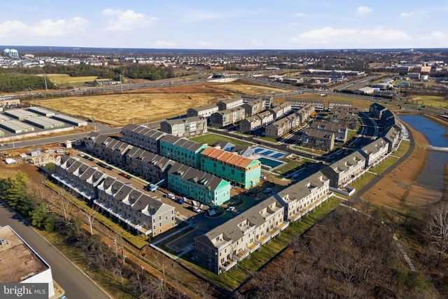 1017 VENIFENA TER SE, Leesburg, VA 20175