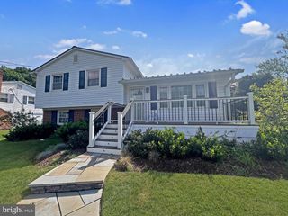 6507 HAYSTACK RD, Alexandria, VA 22310