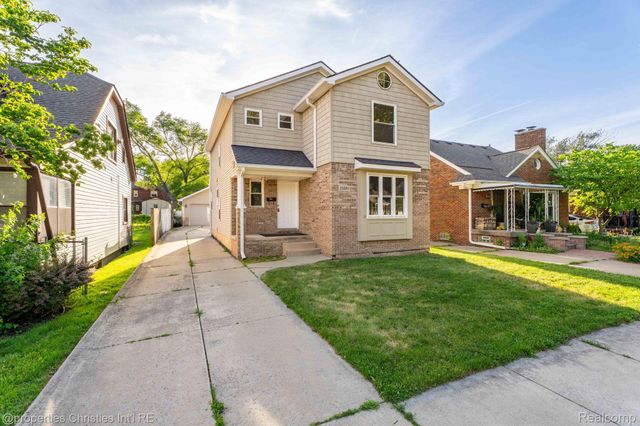 23389 Easterling Avenue, Hazel Park, MI 48030