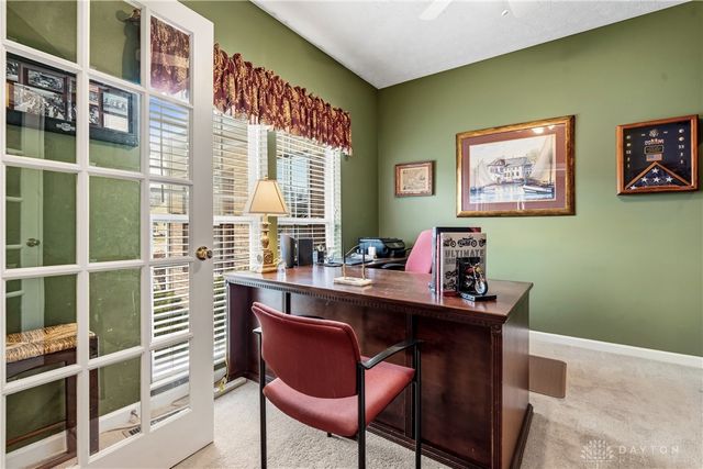 2432 Forest Oaks Drive, Beavercreek, OH 45431