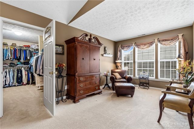 2432 Forest Oaks Drive, Beavercreek, OH 45431