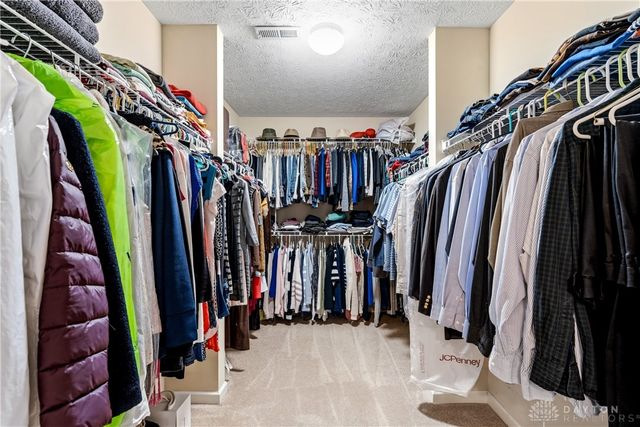 2432 Forest Oaks Drive, Beavercreek, OH 45431