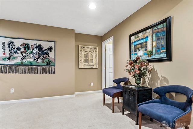 2432 Forest Oaks Drive, Beavercreek, OH 45431