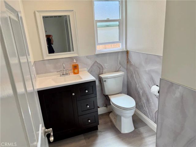 19608 Shadow Glen Circle, Northridge, CA 91326