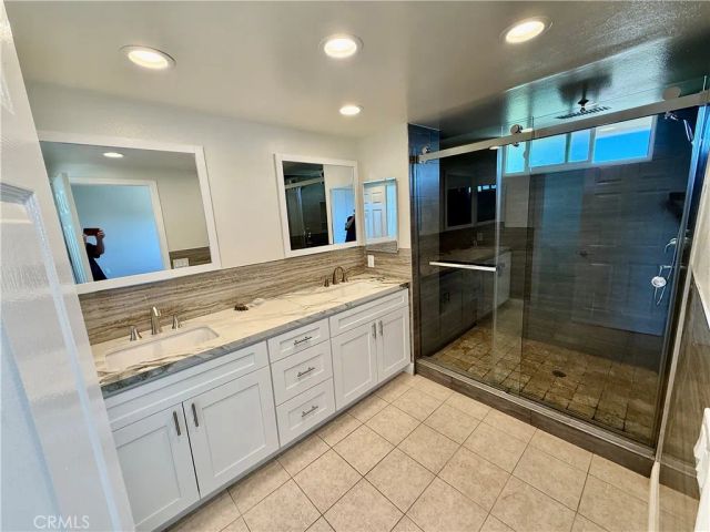 19608 Shadow Glen Circle, Northridge, CA 91326