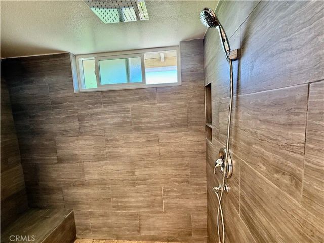 19608 Shadow Glen Circle, Northridge, CA 91326