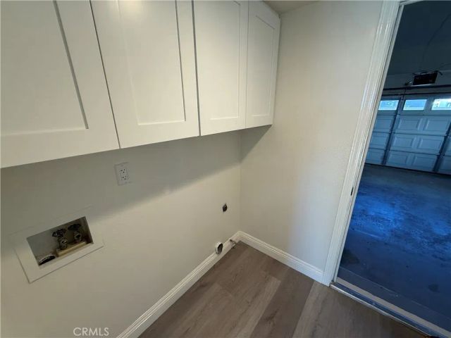 19608 Shadow Glen Circle, Northridge, CA 91326