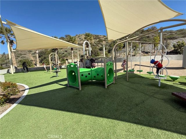 19608 Shadow Glen Circle, Northridge, CA 91326