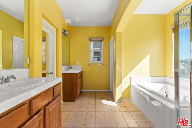 25014 Oliver Way, Stevenson Ranch, CA 91381