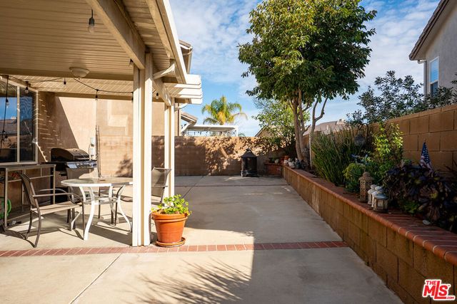 25014 Oliver Way, Stevenson Ranch, CA 91381