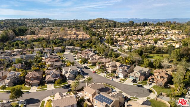 25014 Oliver Way, Stevenson Ranch, CA 91381