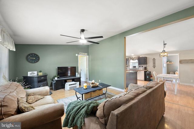 762 HOPEWELL DR, Clayton, DE 19938