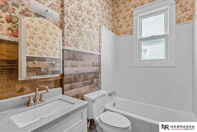 3814 South 23rd Street, Omaha, NE 68107