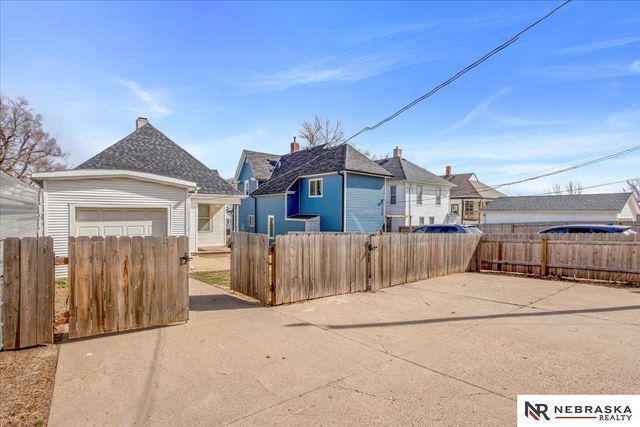 3814 South 23rd Street, Omaha, NE 68107