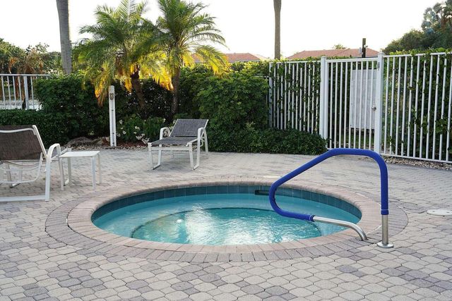 8088 Vía Di Veneto, Boca Raton, FL 33496