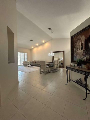 8088 Vía Di Veneto, Boca Raton, FL 33496