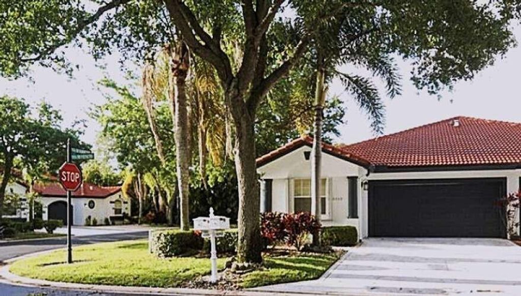 8088 Vía Di Veneto, Boca Raton, FL 33496