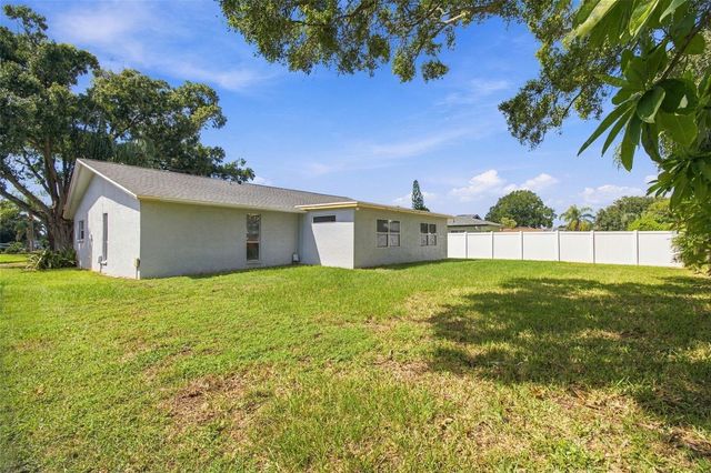 2347 BARKWOOD PASS, Clearwater, FL 33763