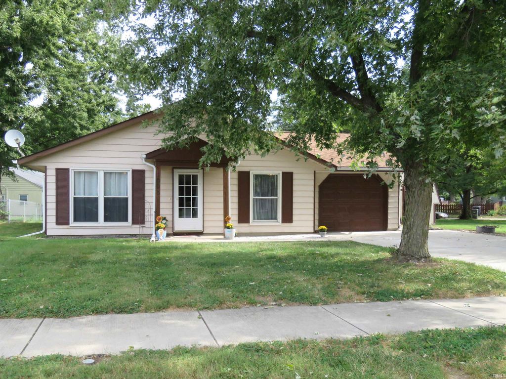 1005 Kensington Drive, Lafayette, IN 47905
