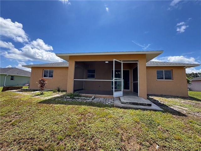 718 Rue Labeau CIR, Fort Myers, FL 33913