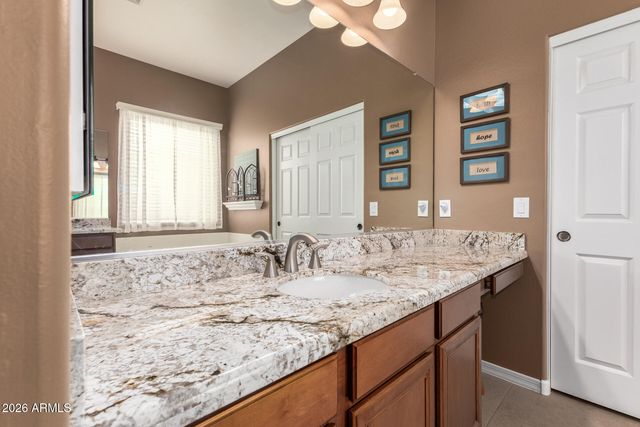 5722 S MESQUITE GROVE Way, Chandler, AZ 85249