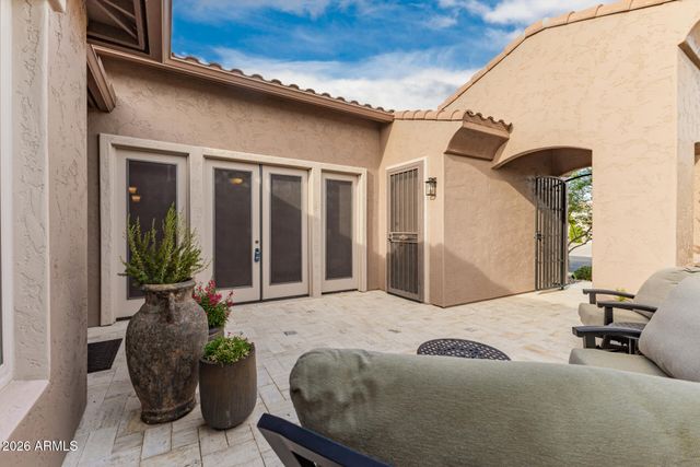 5722 S MESQUITE GROVE Way, Chandler, AZ 85249