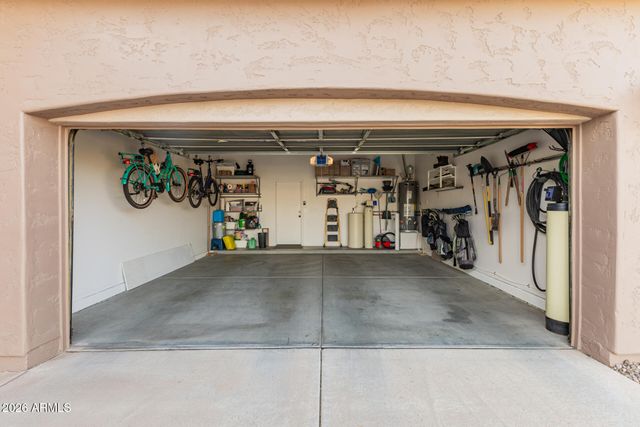 5722 S MESQUITE GROVE Way, Chandler, AZ 85249