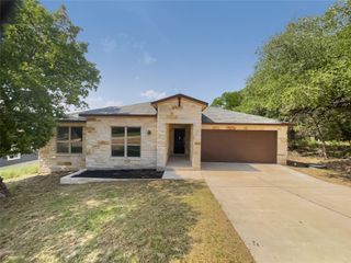 21829 Ticonderoga Ave, Lago Vista, TX 78645