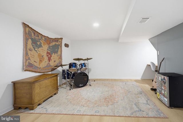 1827 WOODLAND AVE, Lancaster, PA 17602
