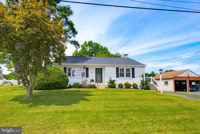 1827 WOODLAND AVE, Lancaster, PA 17602