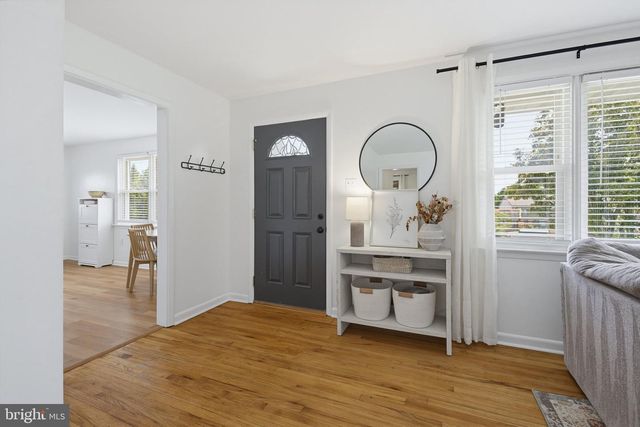 1827 WOODLAND AVE, Lancaster, PA 17602
