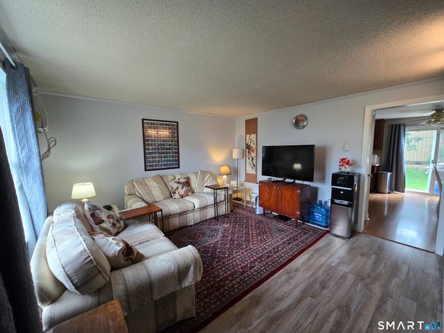 400 North Main Street 24, Manchester, CT 06040