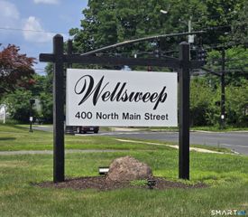 400 North Main Street 24, Manchester, CT 06040