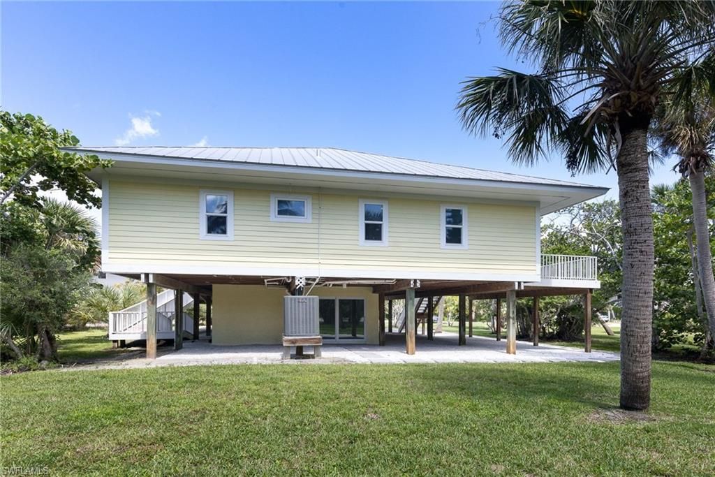 645 Oliva ST, SANIBEL, FL 33957 — photo 3