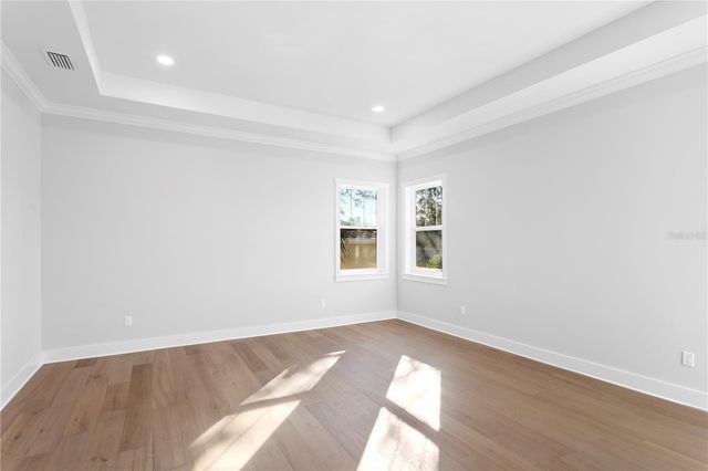 2805 W WALLACE AVENUE, Tampa, FL 33611