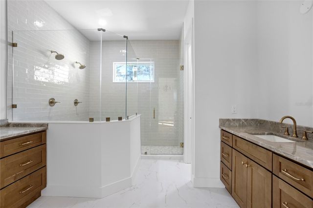 2805 W WALLACE AVENUE, Tampa, FL 33611