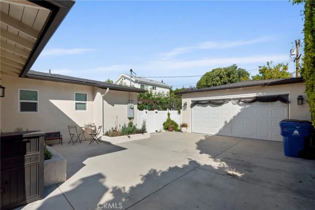14729 Bassett, Van Nuys, CA 91405