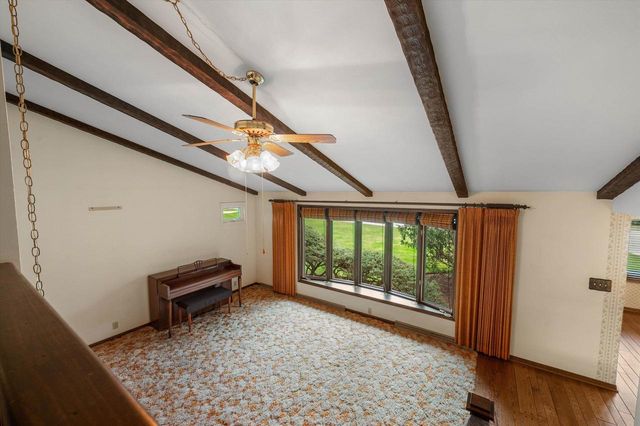 2305 Patricia Lane, Waukesha, WI 53188