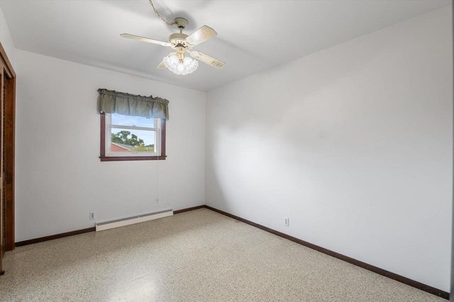 2305 Patricia Lane, Waukesha, WI 53188