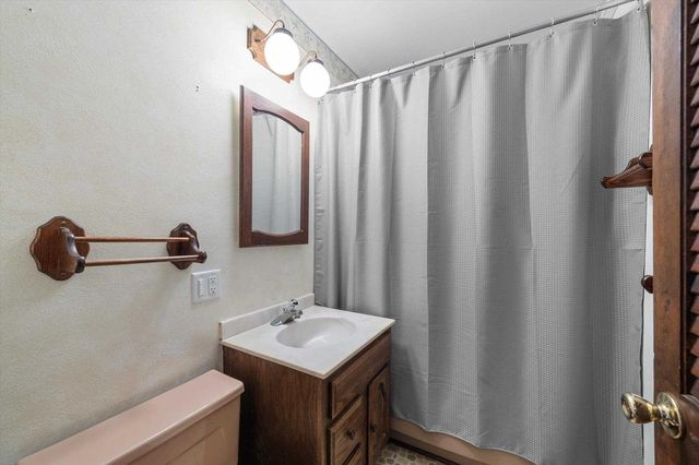 2305 Patricia Lane, Waukesha, WI 53188