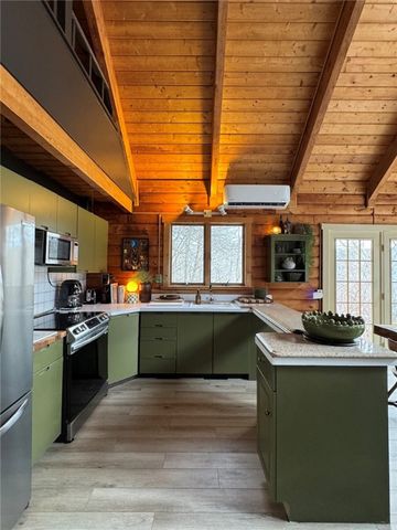 3 Maegers Road, Middletown, NY 12438