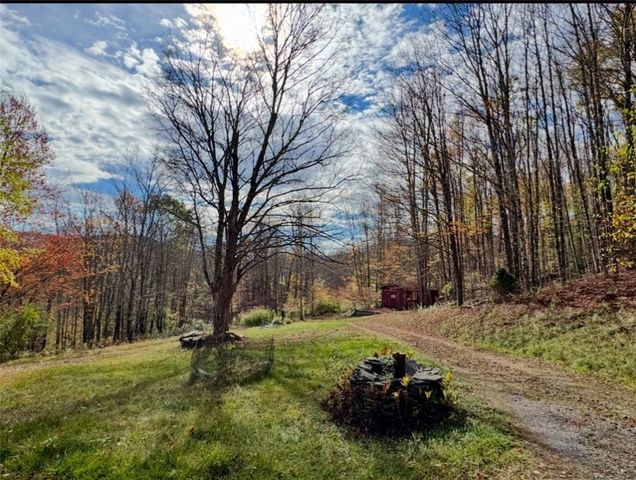 3 Maegers Road, Middletown, NY 12438