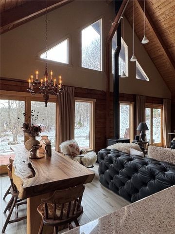 3 Maegers Road, Middletown, NY 12438