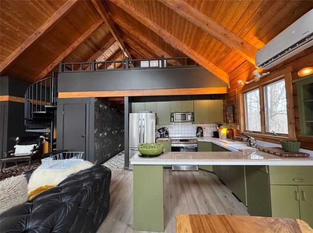 3 Maegers Road, Middletown, NY 12438