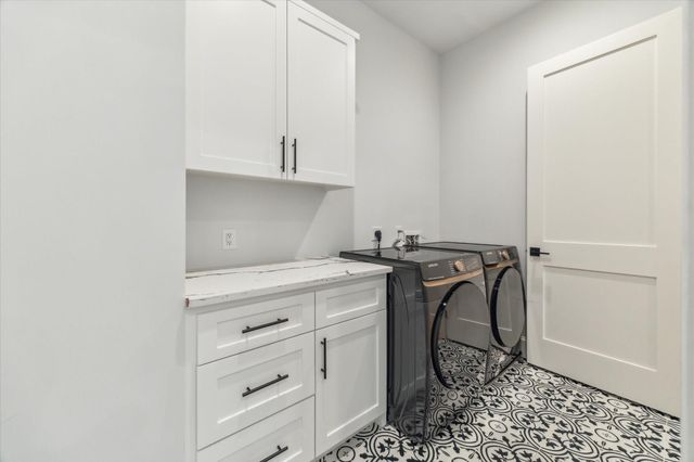 2202 Hewitt Drive, Houston, TX 77018